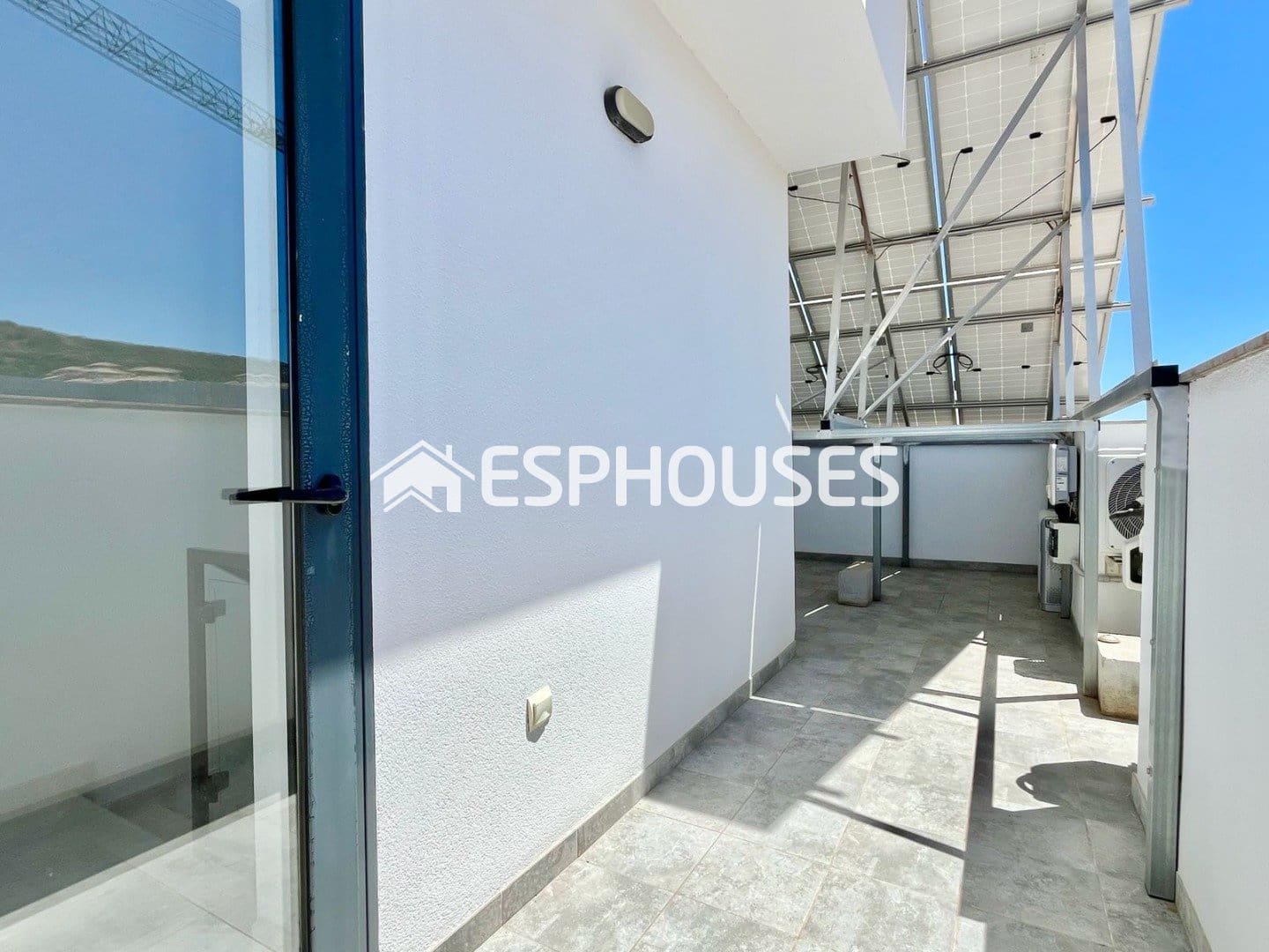3 bedroom Villa for sale in Guardamar del Segura with pool garage - € 529,000 (Ref: 9873763)