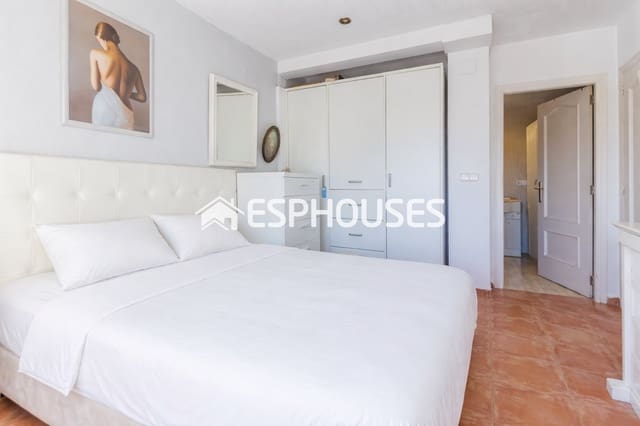 Apartamento de 2 habitaciones en Albir, Alfaz del Pi / L'Alfàs del Pi en venta con piscina garaje - 349.000 € (Ref: 9890624)
