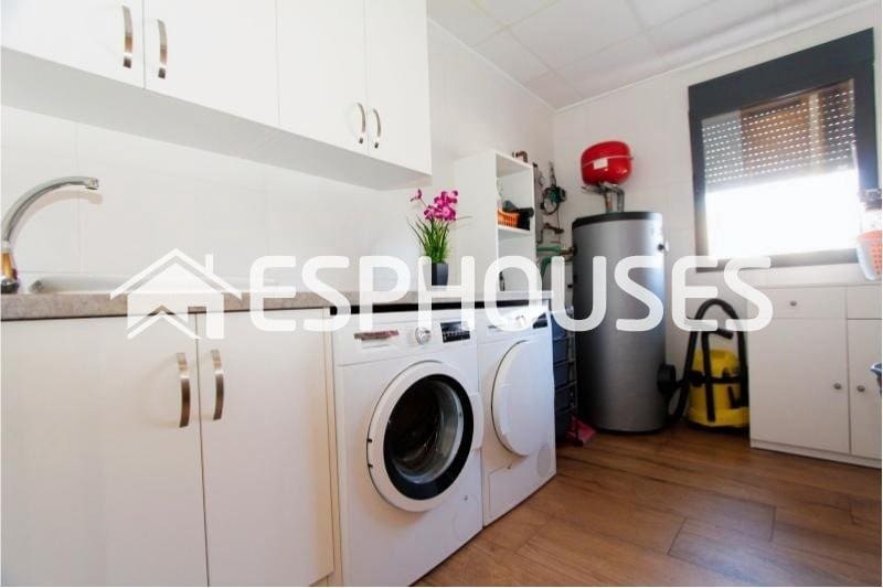 3 soveværelse Villa til salg i Daya Nueva med swimmingpool garage - € 750.000 (Ref: 9896887)