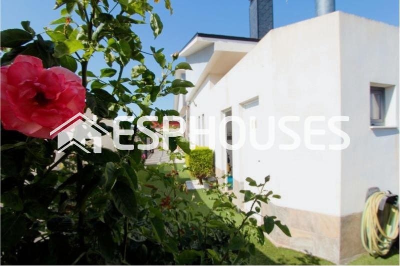 3 soveværelse Villa til salg i Daya Nueva med swimmingpool garage - € 750.000 (Ref: 9896887)