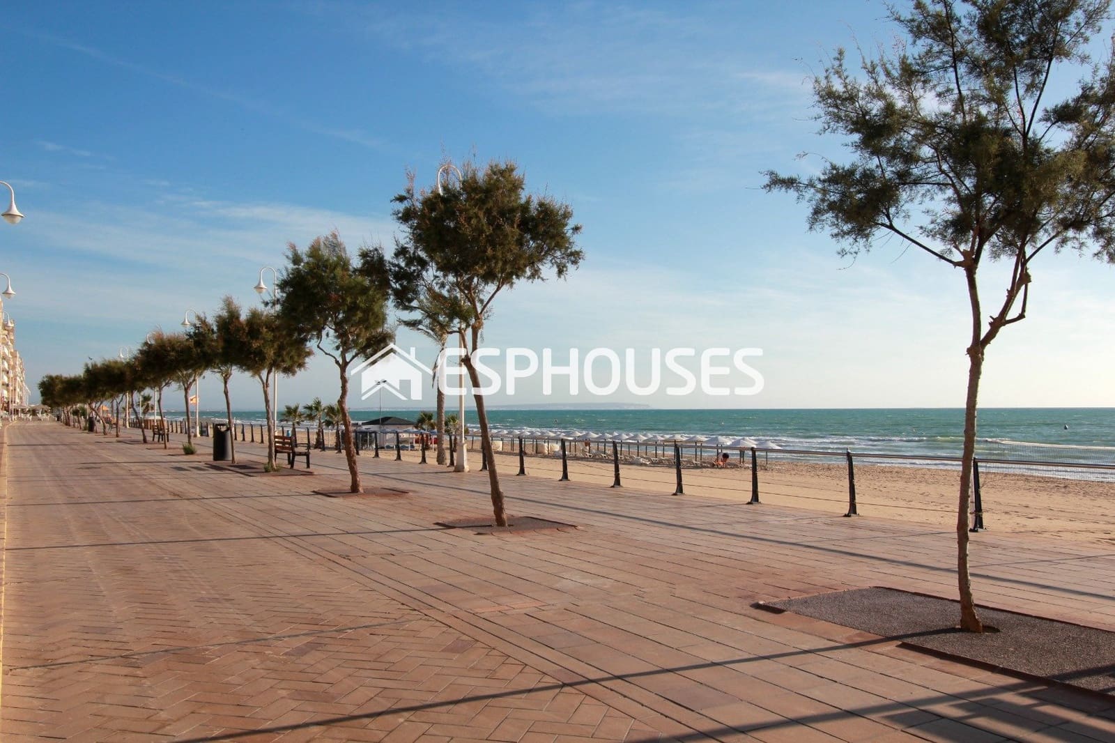 2 soverom Leilighet til salgs i Guardamar del Segura med svømmebasseng - € 155 500 (Ref: 9901313)