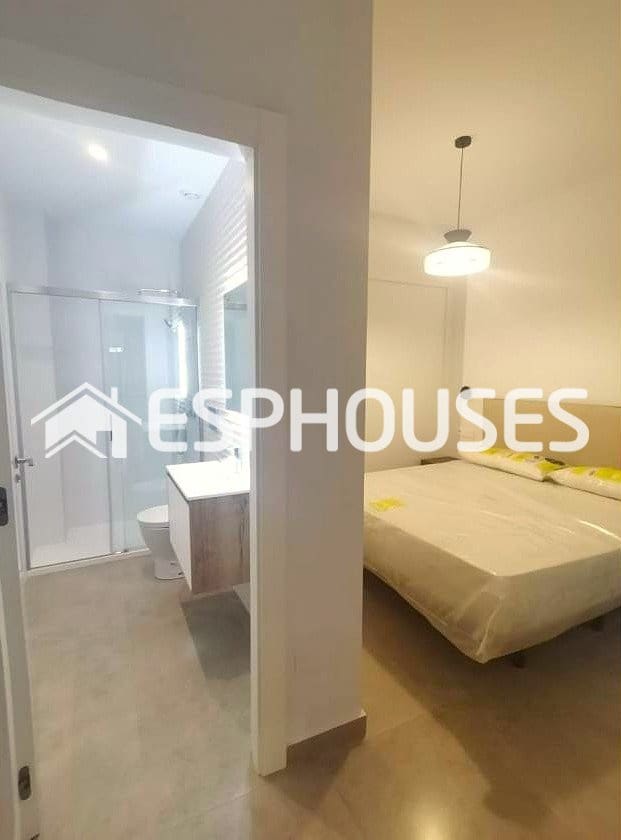 2 soverom Leilighet til salgs i Torrevieja med svømmebasseng - € 249 000 (Ref: 9901314)