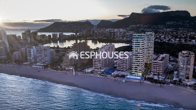 3 bedroom Apartment for sale in Levante - Playa Fossa, Calpe / Calp with pool garage - € 1,315,000 (Ref: 9901315)