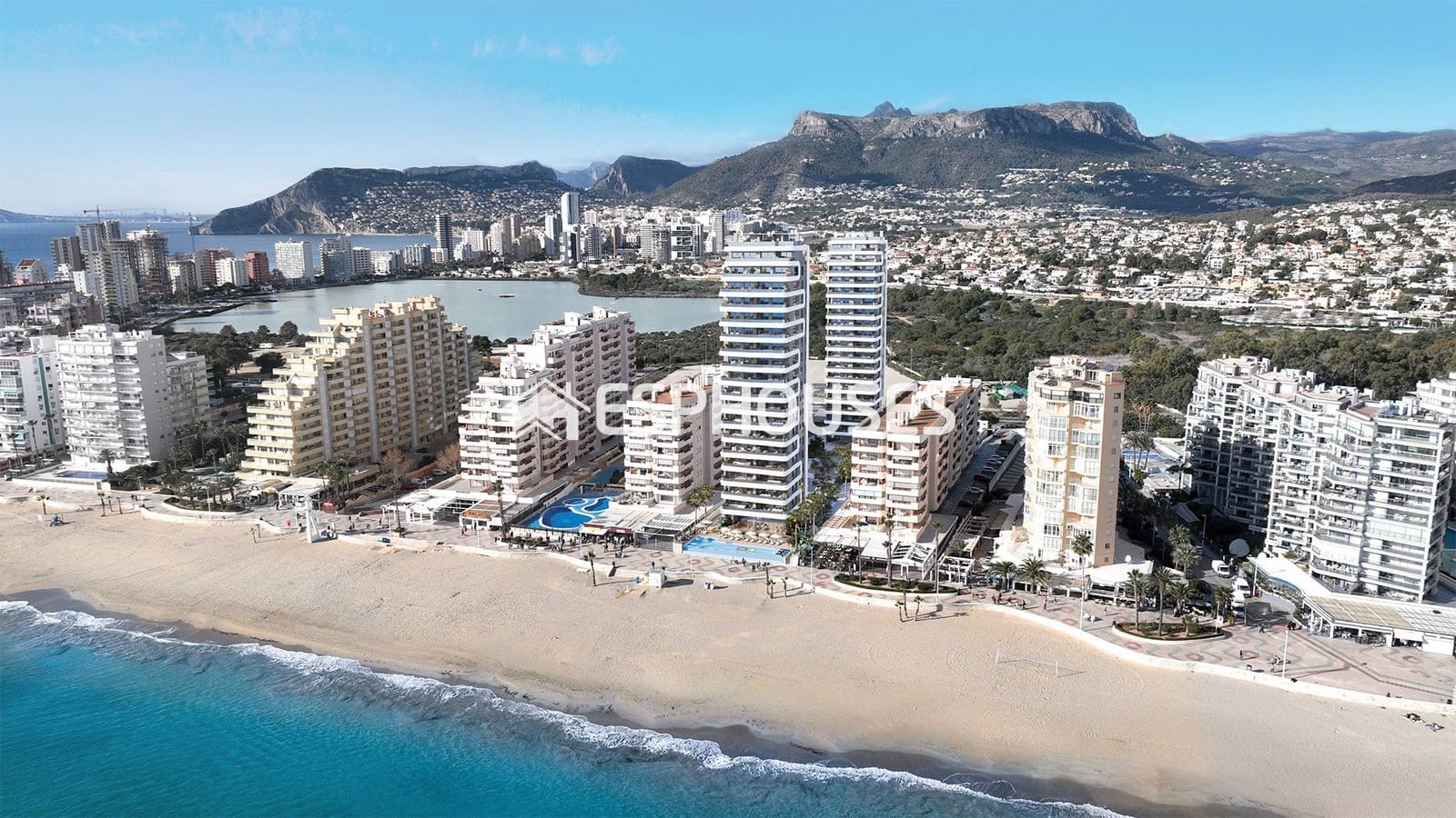 2 soveværelse Lejlighed til salg i Calpe / Calp med swimmingpool garage - € 810.000 (Ref: 9901316)