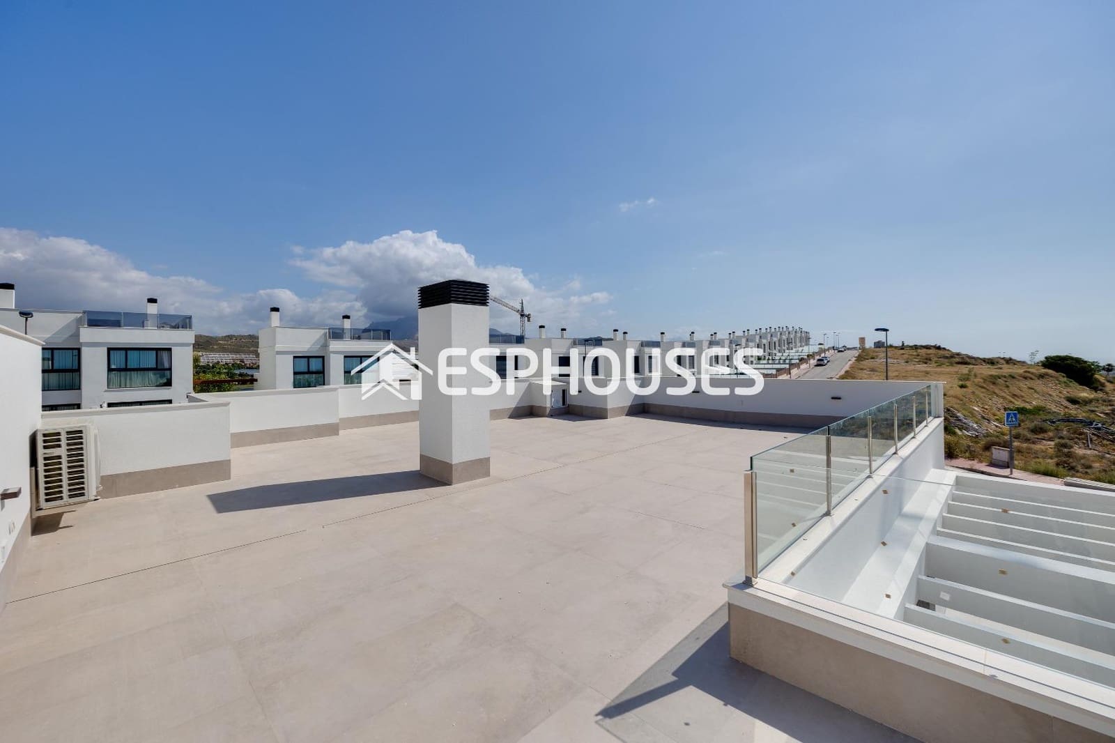 3 soverom Villa til salgs i Muchamiel / Mutxamel med svømmebasseng garasje - € 630 000 (Ref: 9908264)