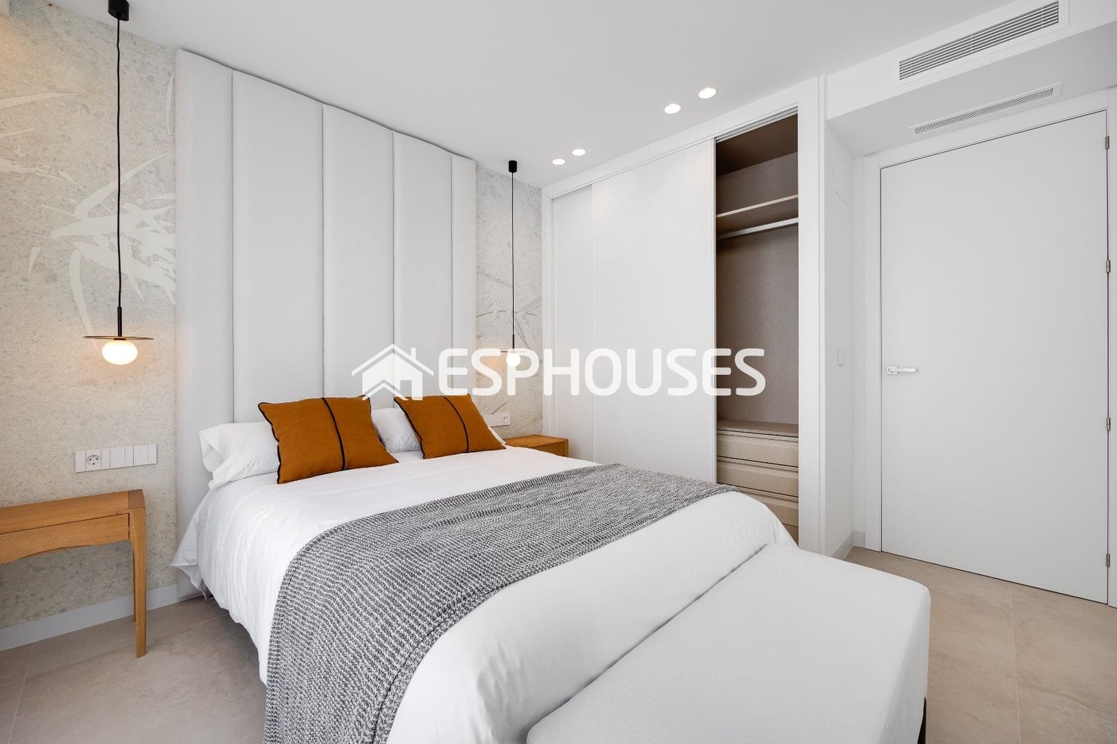 3 bedroom Villa for sale in Muchamiel / Mutxamel with pool garage - € 630,000 (Ref: 9908264)