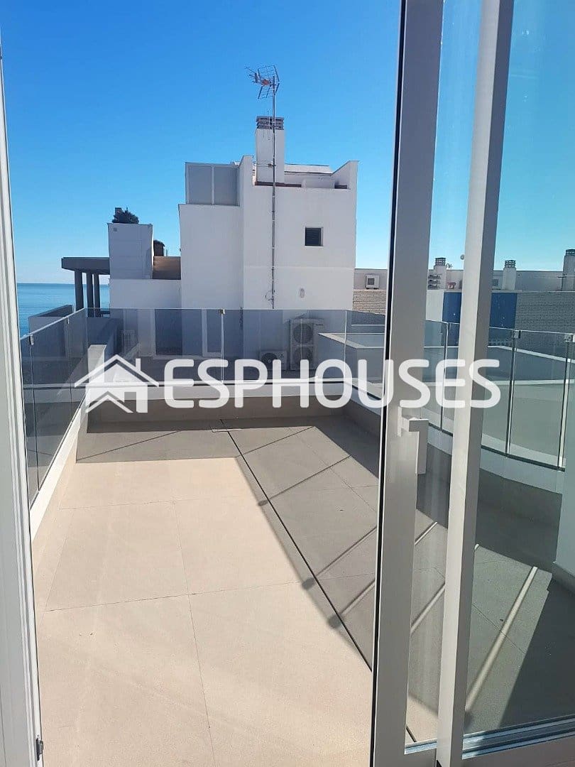1 soverom Leilighet til salgs i Torrevieja med svømmebasseng garasje - € 399 000 (Ref: 9916145)