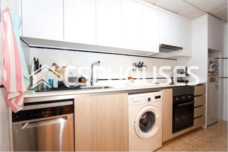 3 soveværelse Lejlighed til salg i Guardamar del Segura - € 106.050 (Ref: 9916147)