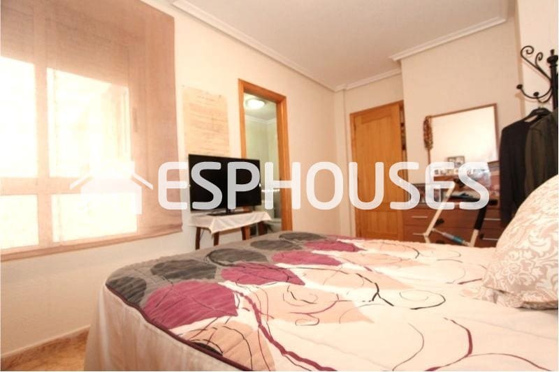 3 soveværelse Lejlighed til salg i Guardamar del Segura - € 106.050 (Ref: 9916147)