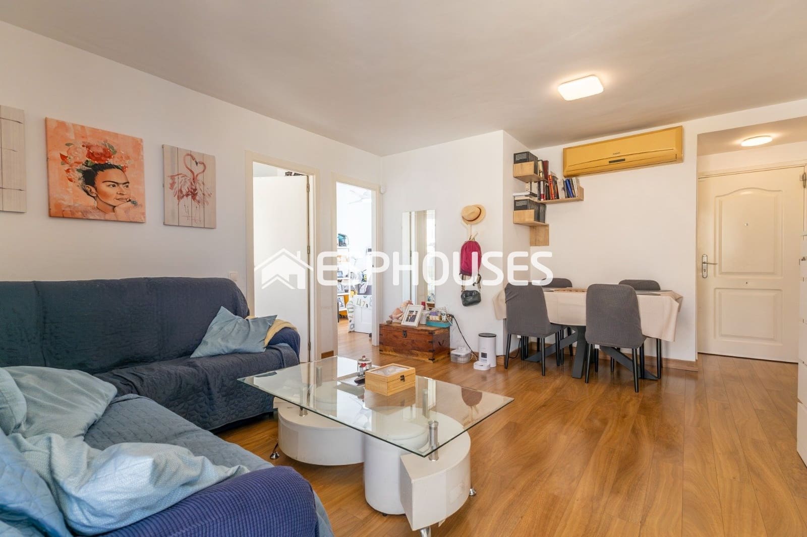 Apartamento de 3 habitaciones en Guardamar del Segura en venta con piscina garaje - 219.000 € (Ref: 9916149)
