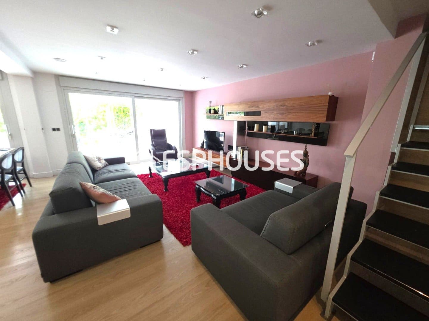 2 bedroom Semi-detached Villa for sale in Guardamar del Segura with pool garage - € 369,900 (Ref: 9924815)