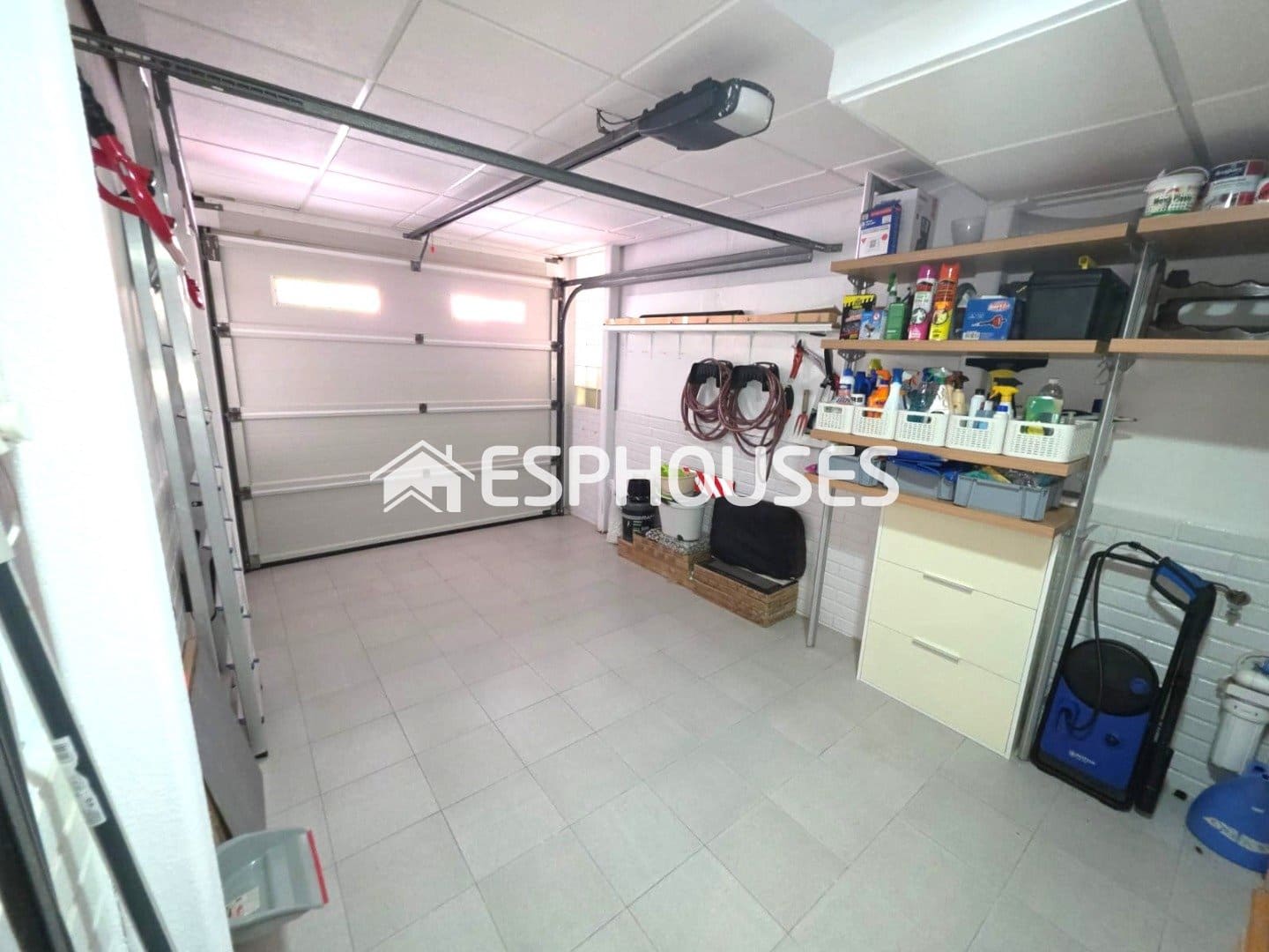 2 bedroom Semi-detached Villa for sale in Guardamar del Segura with pool garage - € 369,900 (Ref: 9924815)