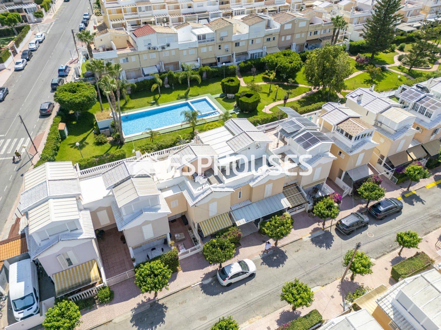 Pareado de 2 habitaciones en Guardamar del Segura en venta con piscina garaje - 369.900 € (Ref: 9924815)