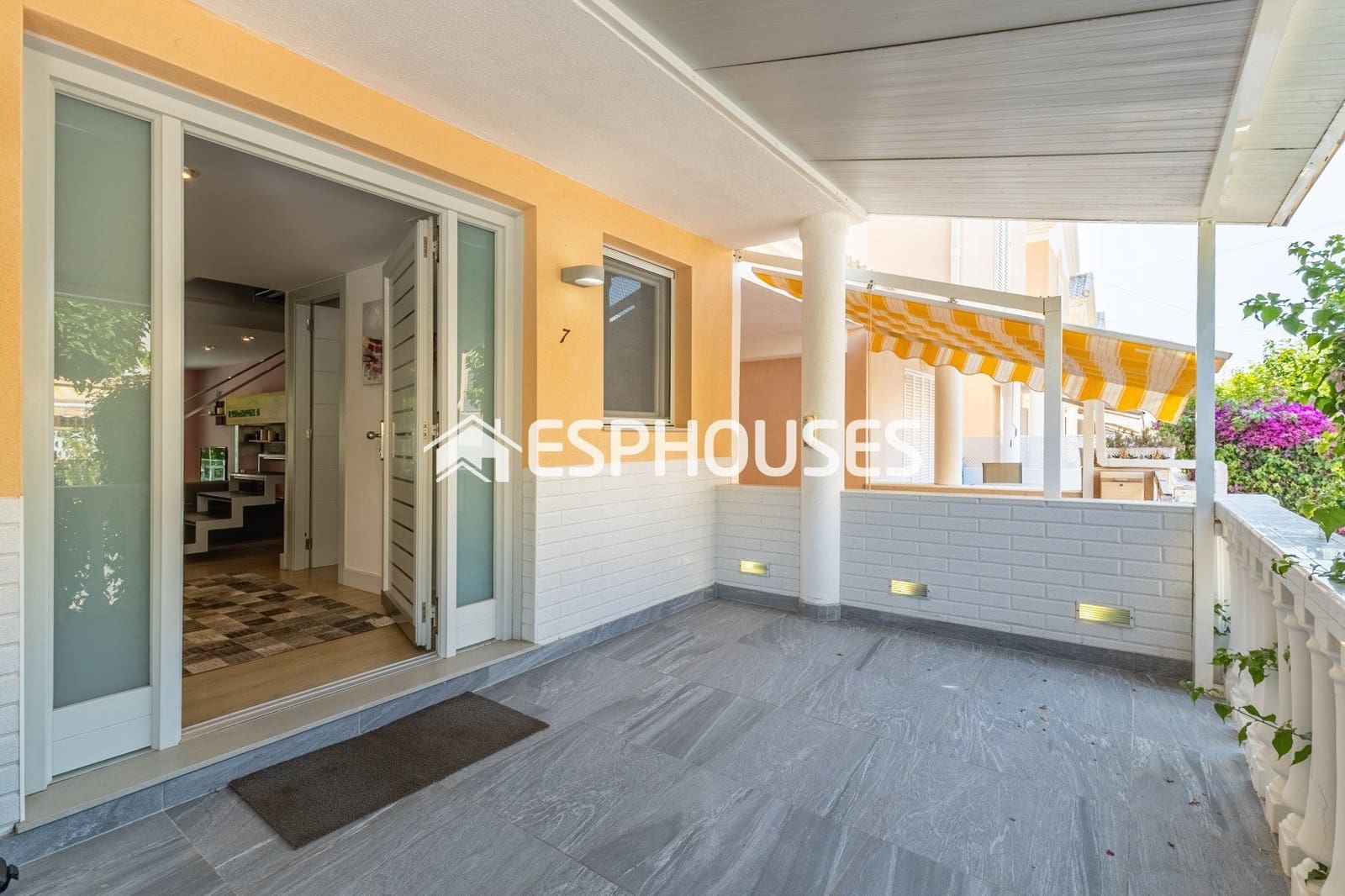 Pareado de 2 habitaciones en Guardamar del Segura en venta con piscina garaje - 369.900 € (Ref: 9924815)
