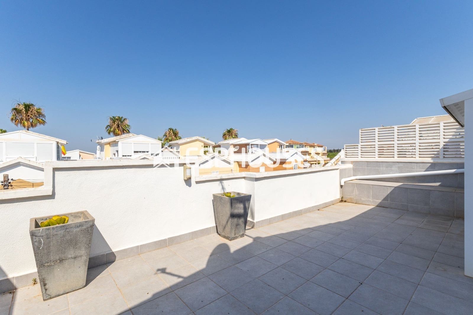 Pareado de 2 habitaciones en Guardamar del Segura en venta con piscina garaje - 369.900 € (Ref: 9924815)