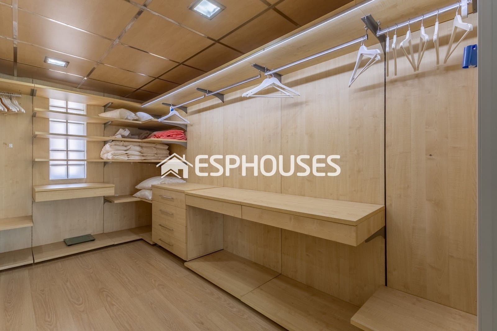 Pareado de 2 habitaciones en Guardamar del Segura en venta con piscina garaje - 369.900 € (Ref: 9924815)