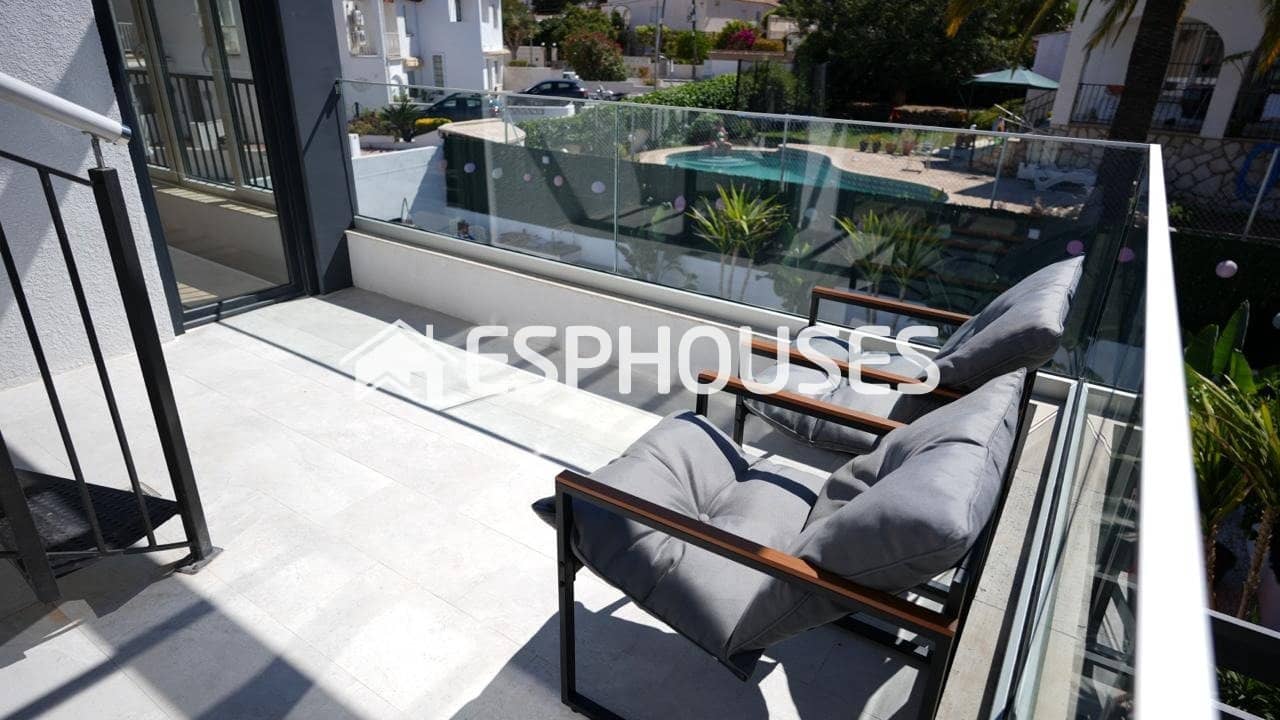 3 soveværelse Villa til salg i La Nucia med swimmingpool garage - € 530.000 (Ref: 9929616)