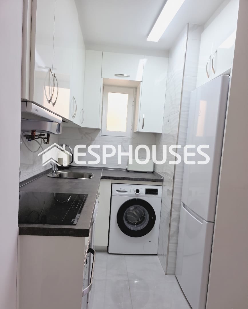 2 slaapkamer Appartement te koop in Torrevieja met zwembad - € 161.000 (Ref: 9929618)