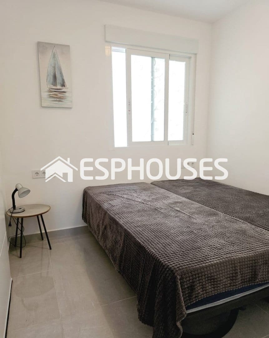 2 slaapkamer Appartement te koop in Torrevieja met zwembad - € 161.000 (Ref: 9929618)