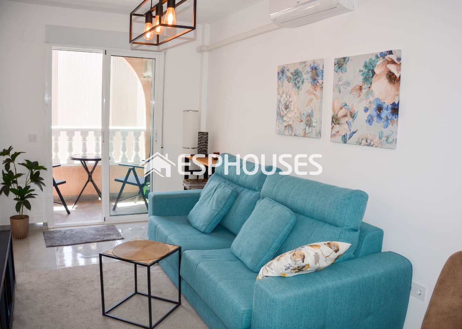2 slaapkamer Appartement te koop in Torrevieja met zwembad - € 161.000 (Ref: 9929618)