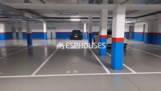 Garage til salg i Florida Baja, Alicante by - € 20.000 (Ref: 9940418)