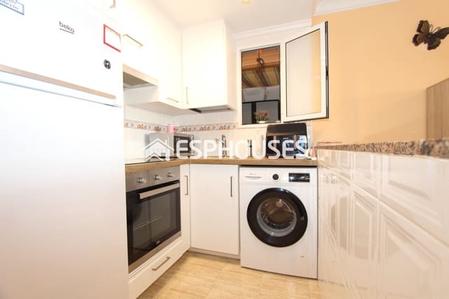 Apartamento de 1 habitación en Zona Pueblo, Guardamar del Segura en venta con piscina - 132.000 € (Ref: 9940422)