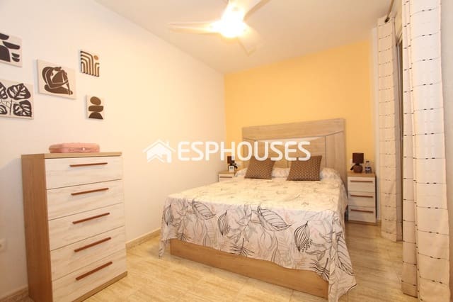 Apartamento de 1 habitación en Zona Pueblo, Guardamar del Segura en venta con piscina - 132.000 € (Ref: 9940422)