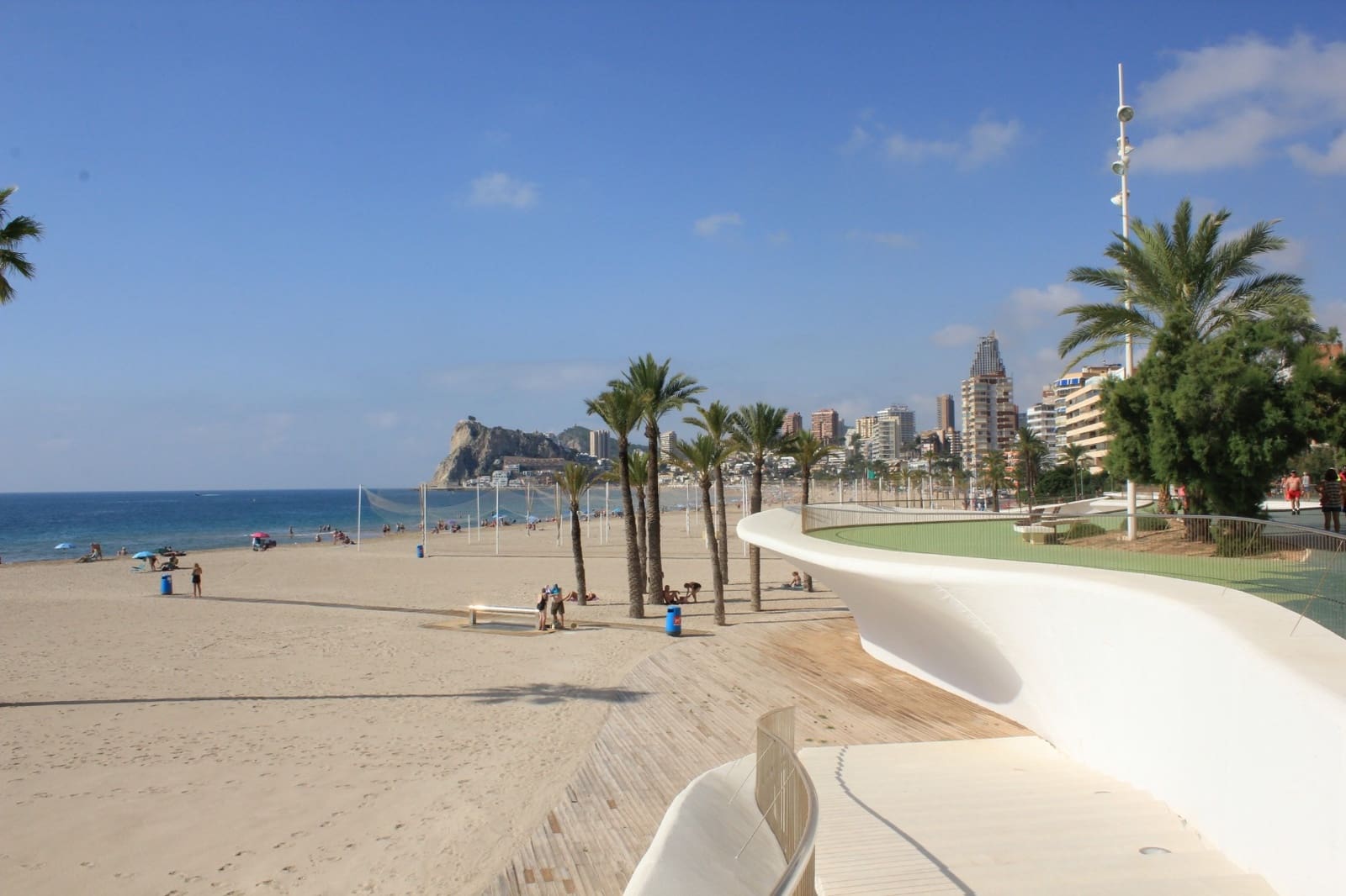 1 soveværelse Lejlighed til salg i Benidorm med swimmingpool - € 166.400 (Ref: 9942794)