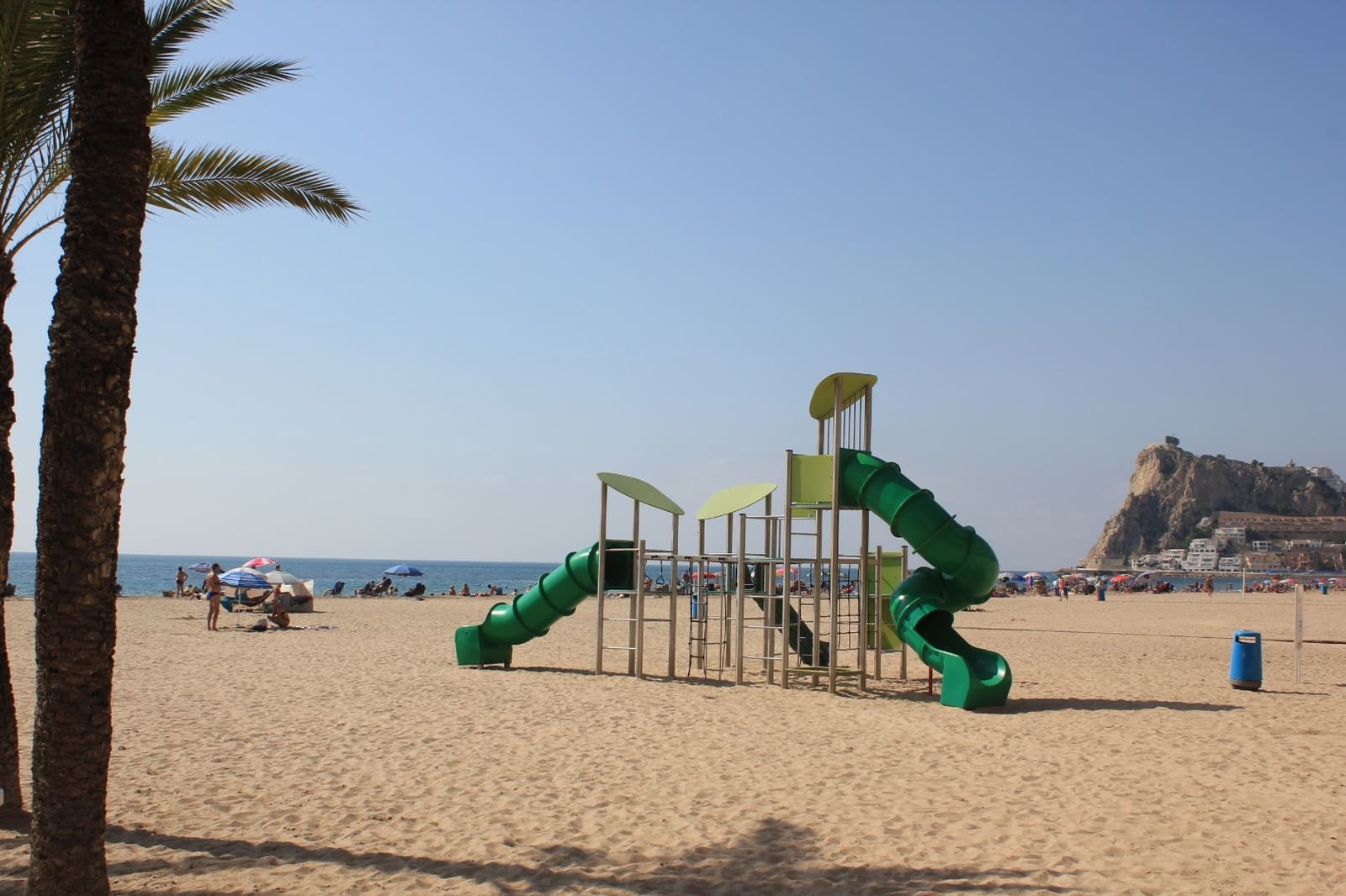 1 soveværelse Lejlighed til salg i Benidorm med swimmingpool - € 166.400 (Ref: 9942794)