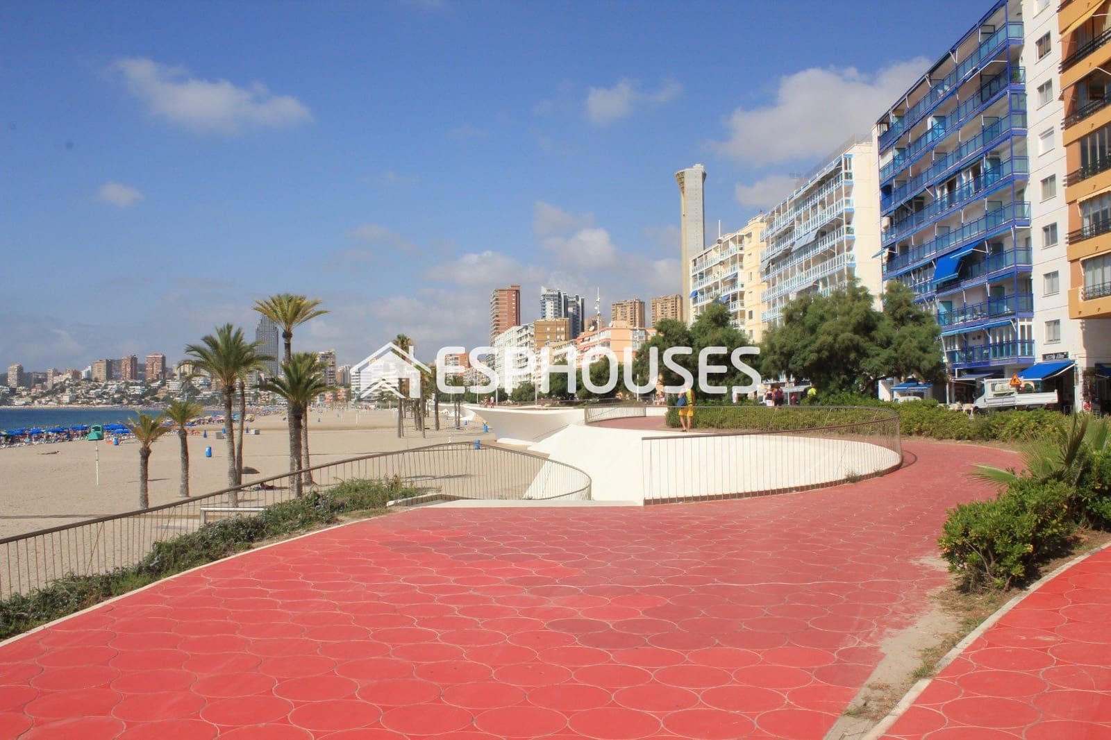 Estudio de 1 habitación en Benidorm en venta con piscina - 166.400 € (Ref: 9942794)