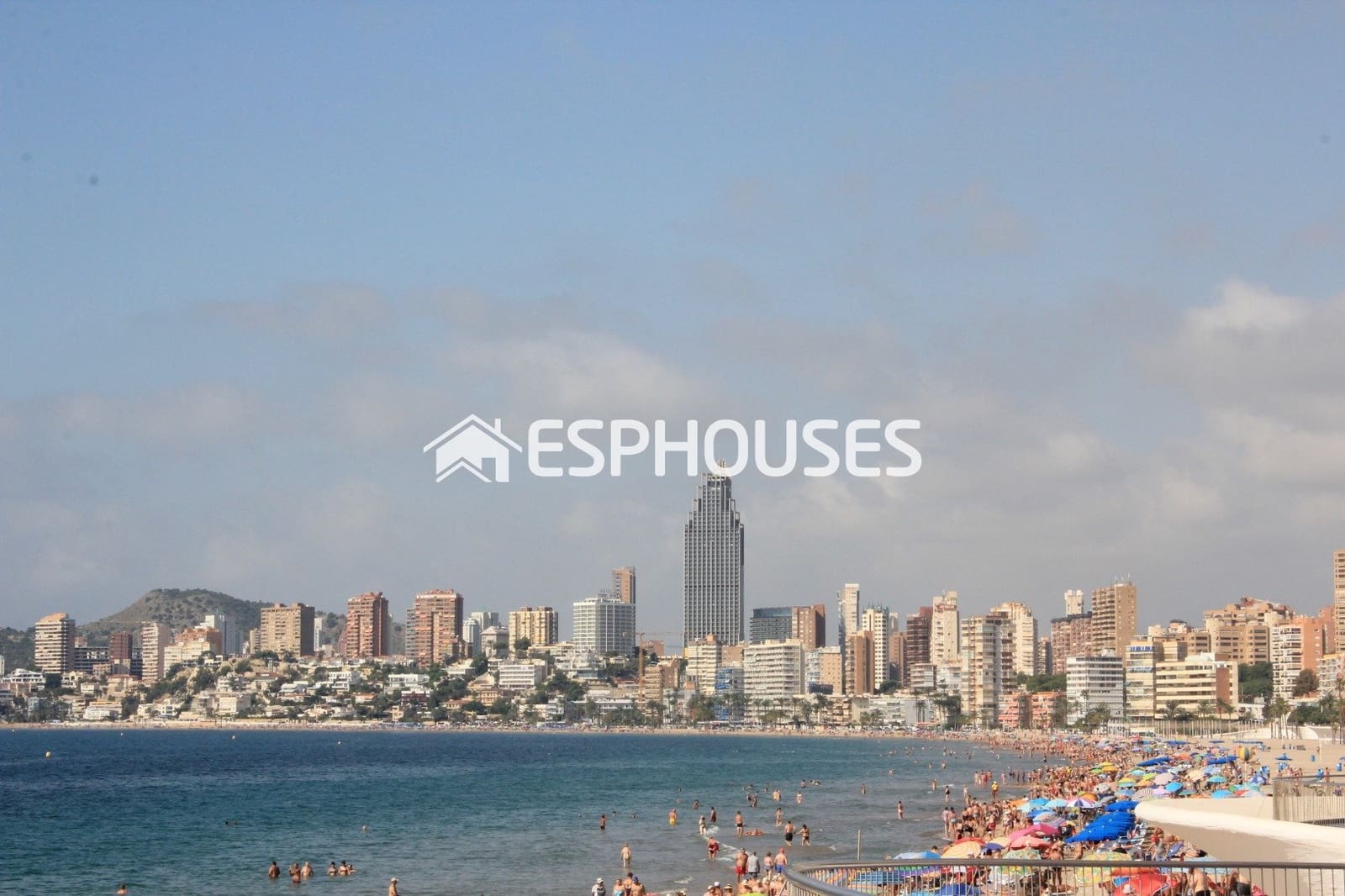 Estudio de 1 habitación en Benidorm en venta con piscina - 166.400 € (Ref: 9942794)