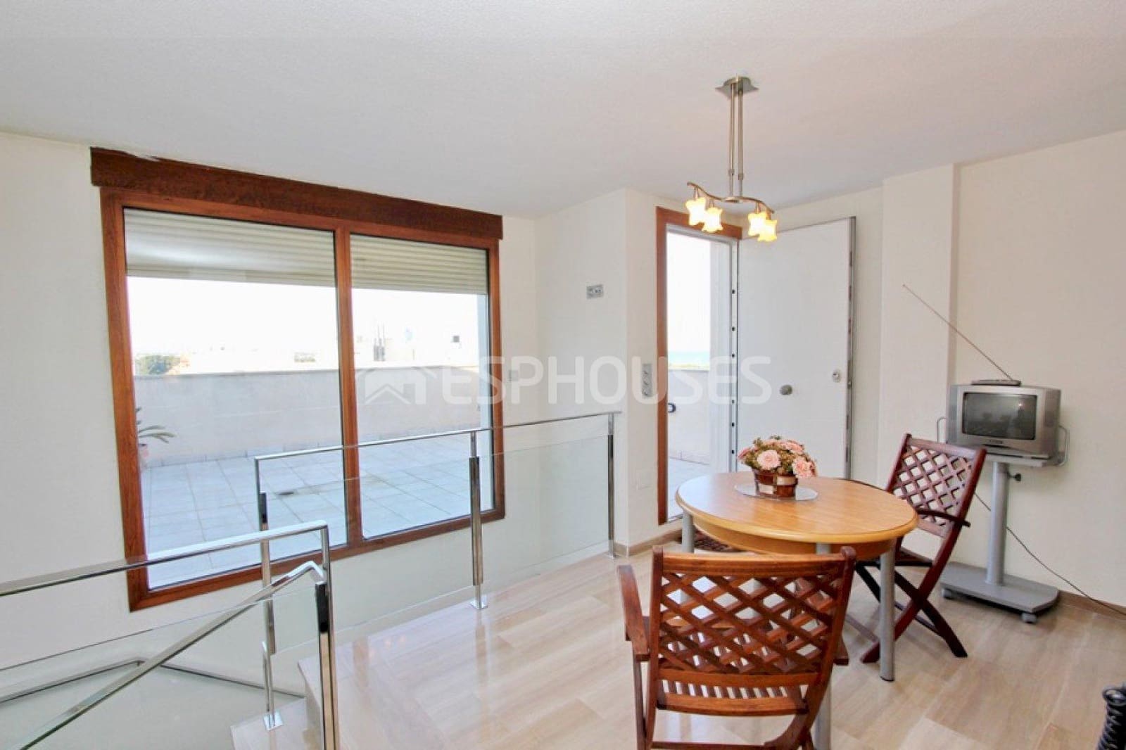 4 quarto Apartamento para venda em Guardamar del Segura com garagem - 340 000 € (Ref: 9942795)