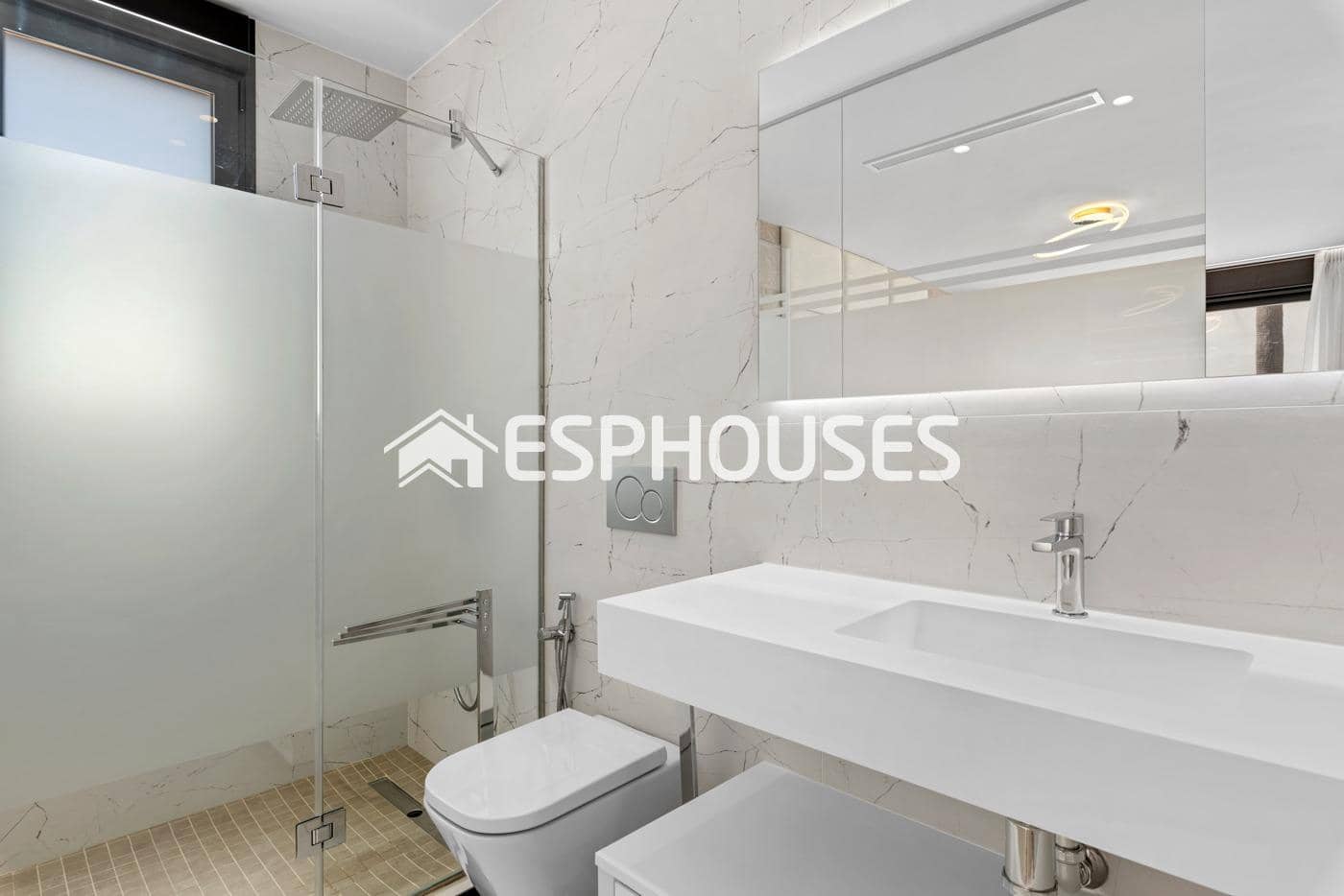 3 Zimmer Villa zu verkaufen in Orihuela Costa mit Pool Garage - 995.000 € (Ref: 9944224)