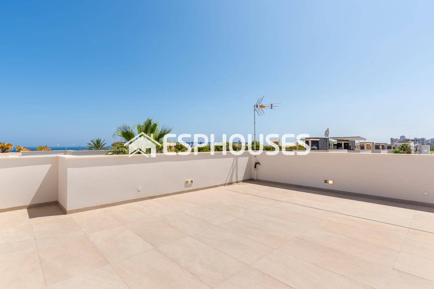 3 Zimmer Villa zu verkaufen in Orihuela Costa mit Pool Garage - 995.000 € (Ref: 9944224)