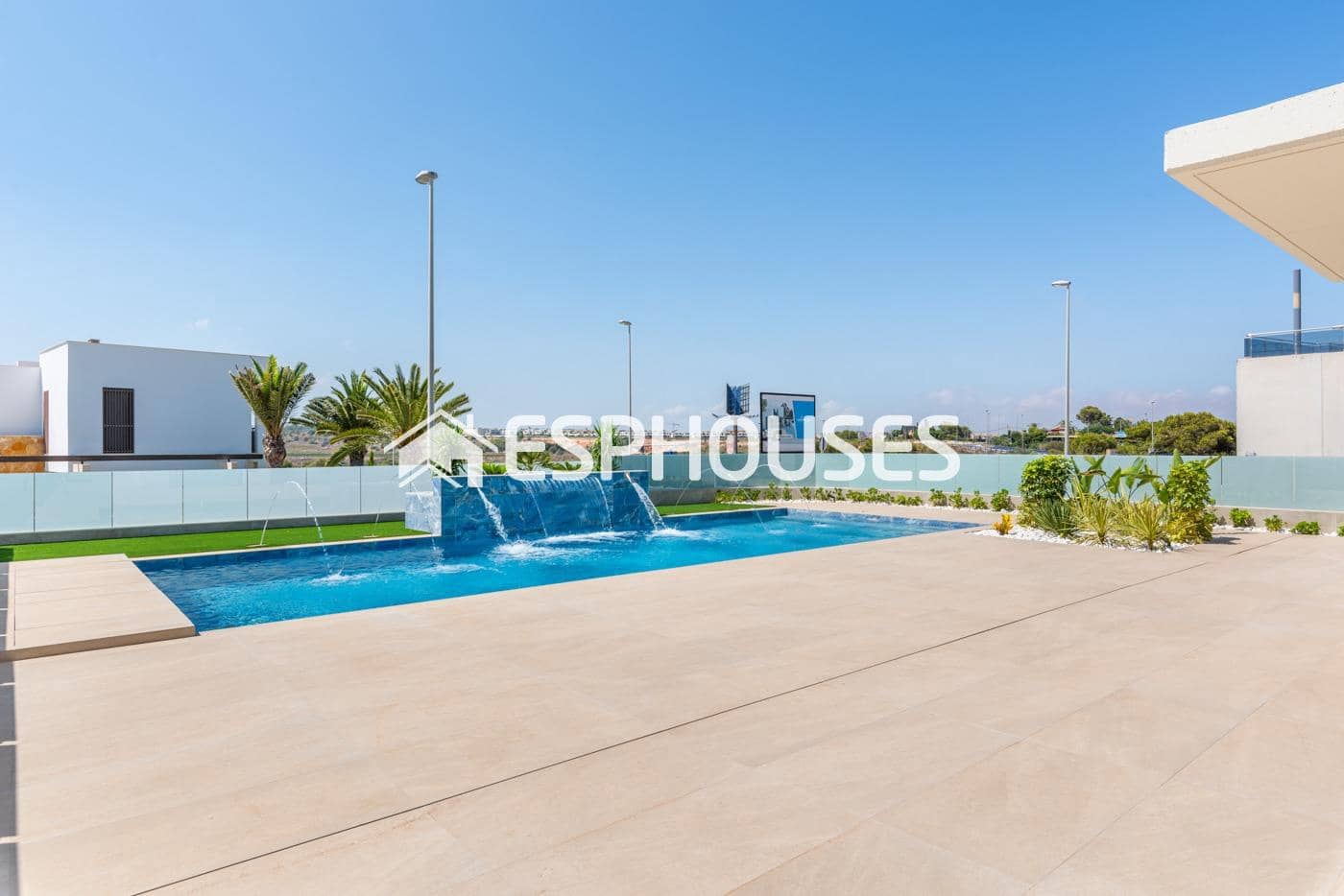 3 Zimmer Villa zu verkaufen in Orihuela Costa mit Pool Garage - 995.000 € (Ref: 9944224)
