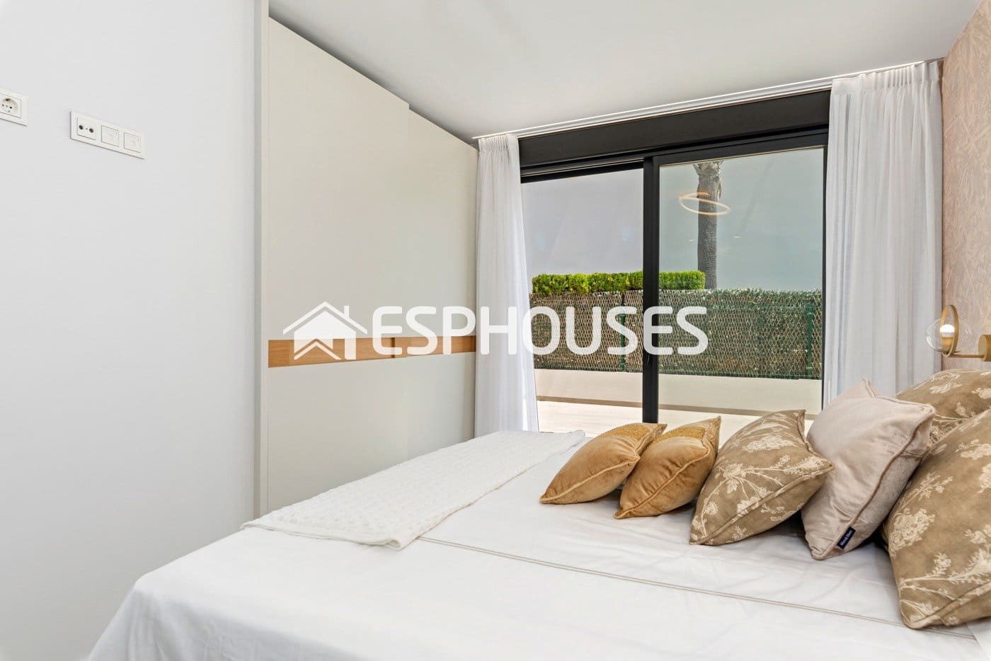 3 Zimmer Villa zu verkaufen in Orihuela Costa mit Pool Garage - 995.000 € (Ref: 9944224)