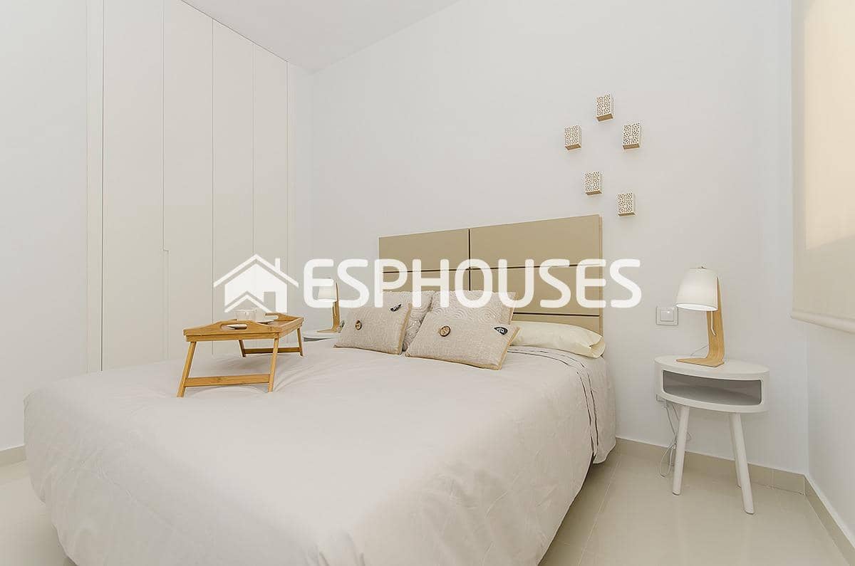 4 Zimmer Villa zu verkaufen in Orihuela Costa mit Pool Garage - 995.000 € (Ref: 9944225)