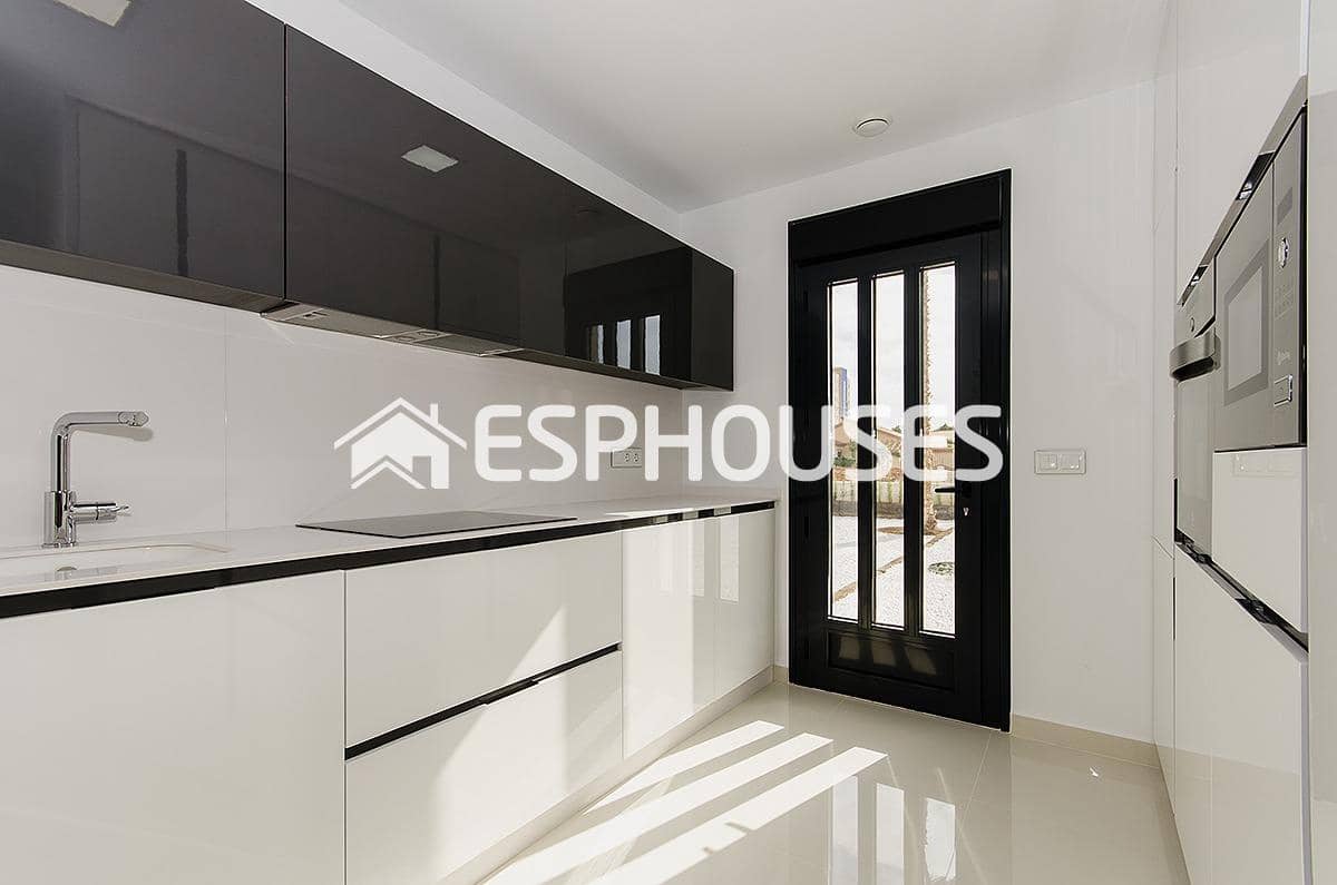 4 Zimmer Villa zu verkaufen in Orihuela Costa mit Pool Garage - 995.000 € (Ref: 9944225)