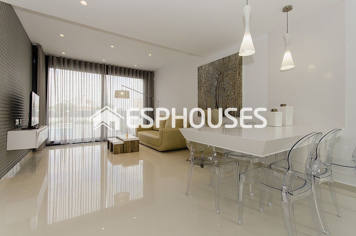 4 sovrum Villa till salu i Orihuela Costa med pool - 995 000 € (Ref: 9944225)