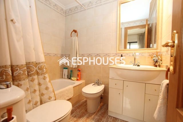 3 sypialnia Apartament na sprzedaż w Zona Pueblo, Guardamar del Segura z garażem - 250 000 € (Ref: 9955326)