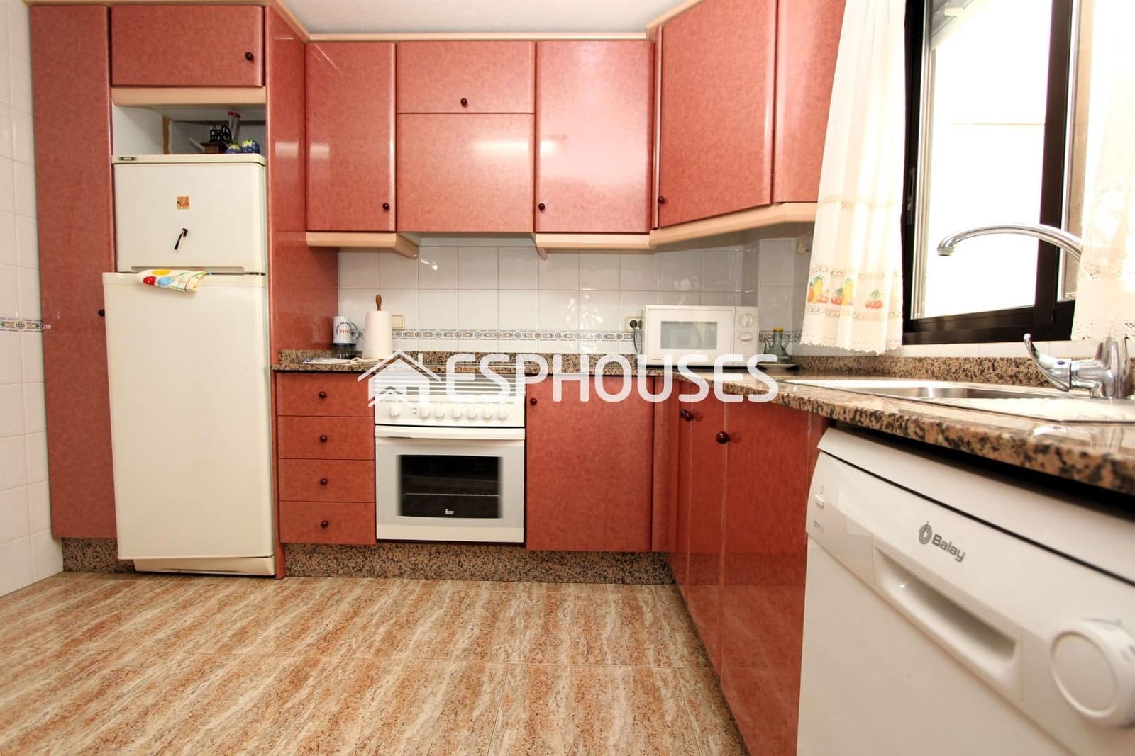 3 sypialnia Apartament na sprzedaż w Guardamar del Segura z garażem - 250 000 € (Ref: 9955326)