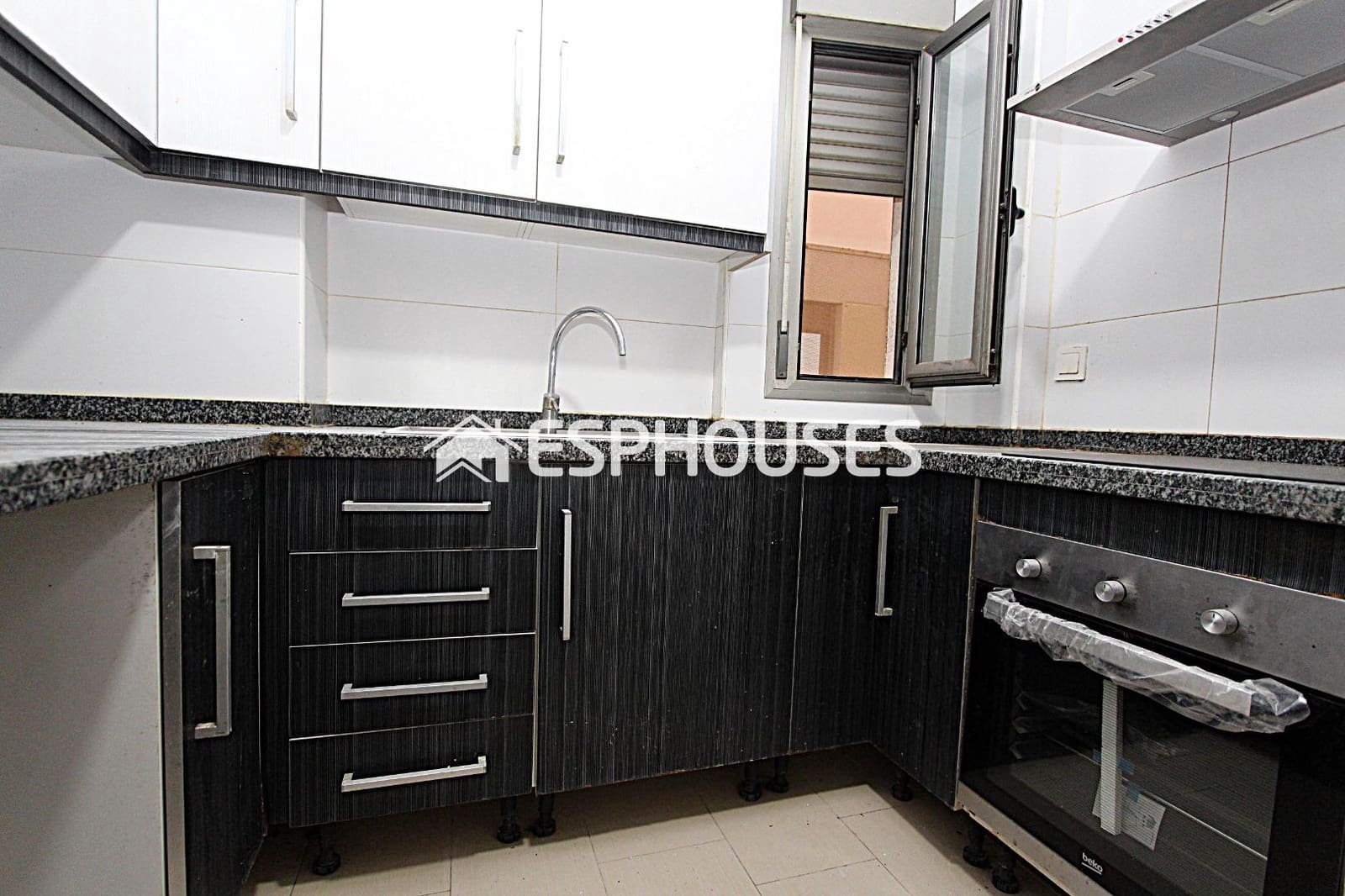 2 slaapkamer Appartement te koop in Guardamar del Segura met garage - € 190.000 (Ref: 9955328)