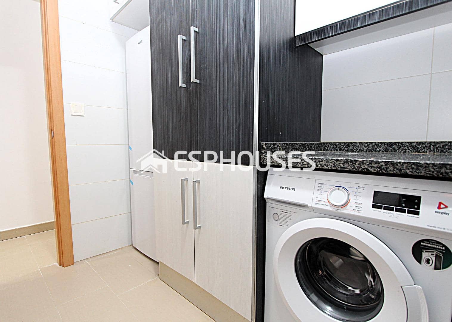 2 soverom Leilighet til salgs i Guardamar del Segura med garasje - € 190 000 (Ref: 9955329)