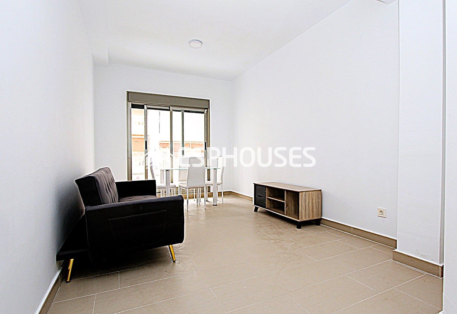 Apartamento de 2 habitaciones en Guardamar del Segura en venta con garaje - 190.000 € (Ref: 9955329)