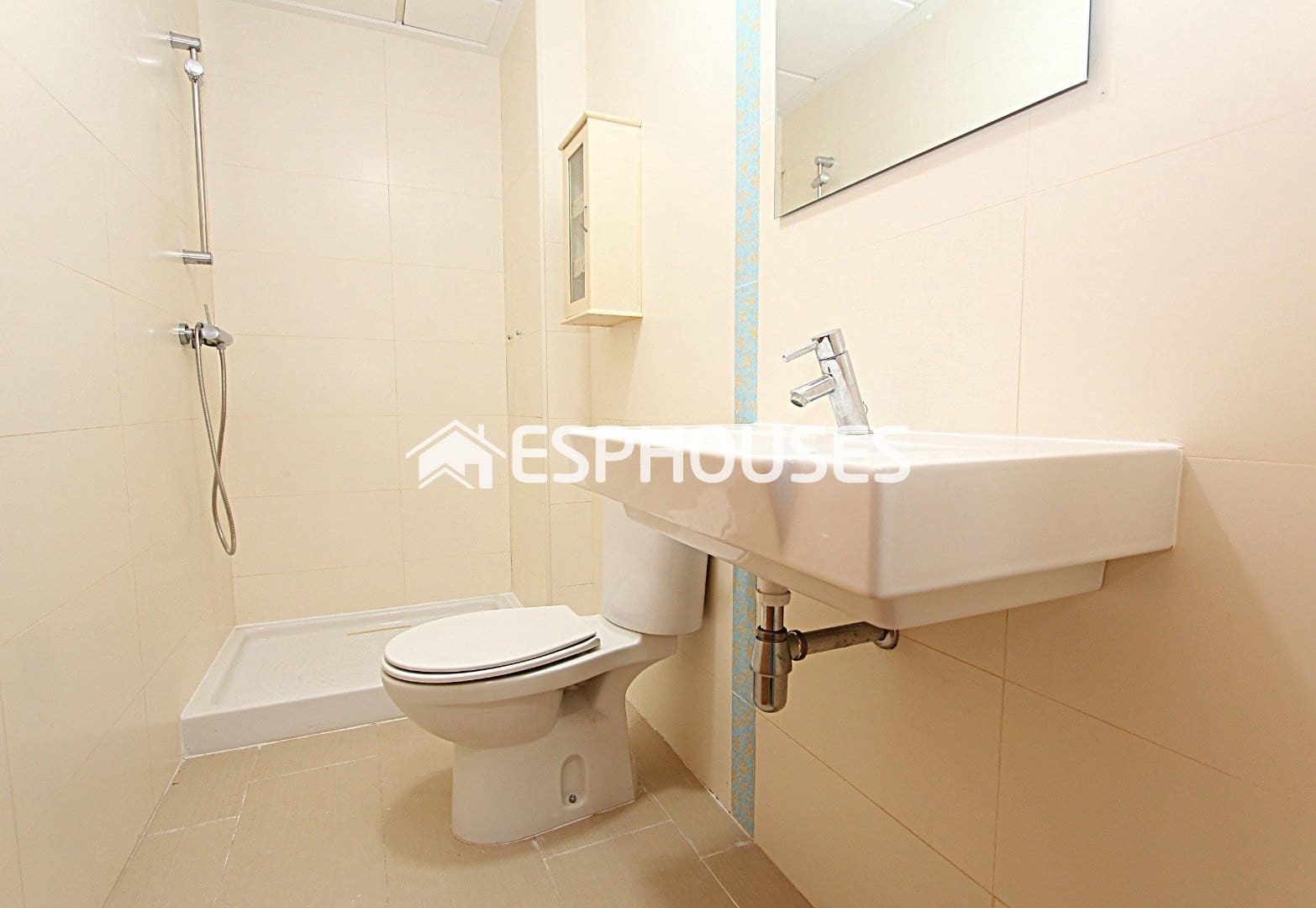 Apartamento de 2 habitaciones en Guardamar del Segura en venta con garaje - 190.000 € (Ref: 9955329)