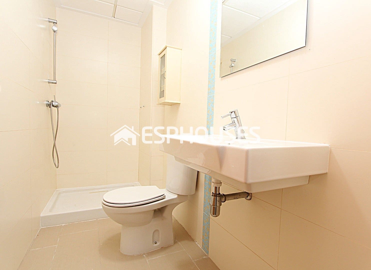 2 bedroom Apartment for sale in Guardamar del Segura with garage - € 190,000 (Ref: 9955331)