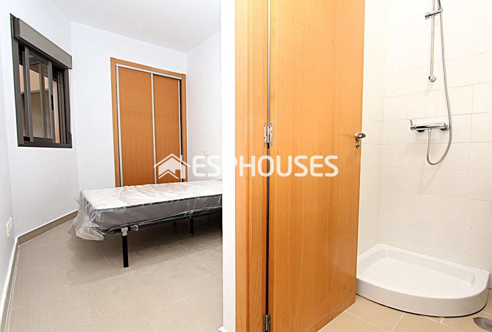 2 bedroom Apartment for sale in Guardamar del Segura with garage - € 190,000 (Ref: 9955331)