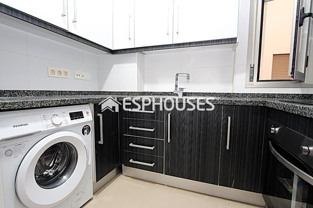 2 soveværelse Lejlighed til salg i Zona Pueblo, Guardamar del Segura med garage - € 190.000 (Ref: 9955331)
