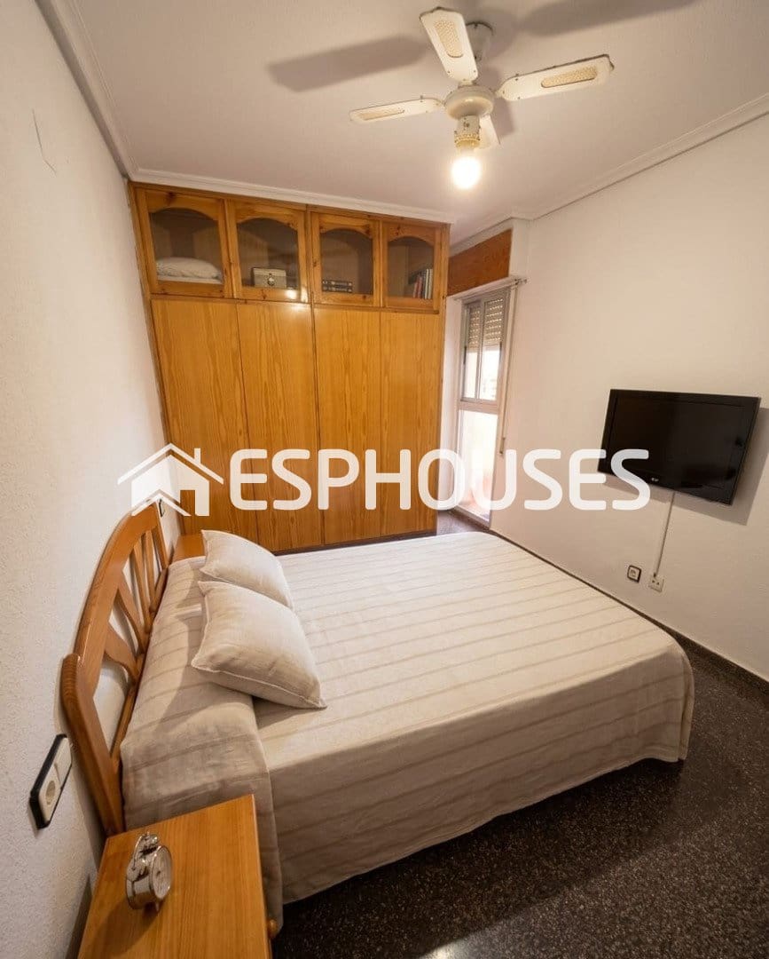 Apartamento de 4 habitaciones en Elche / Elx en venta - 185.500 € (Ref: 9955334)