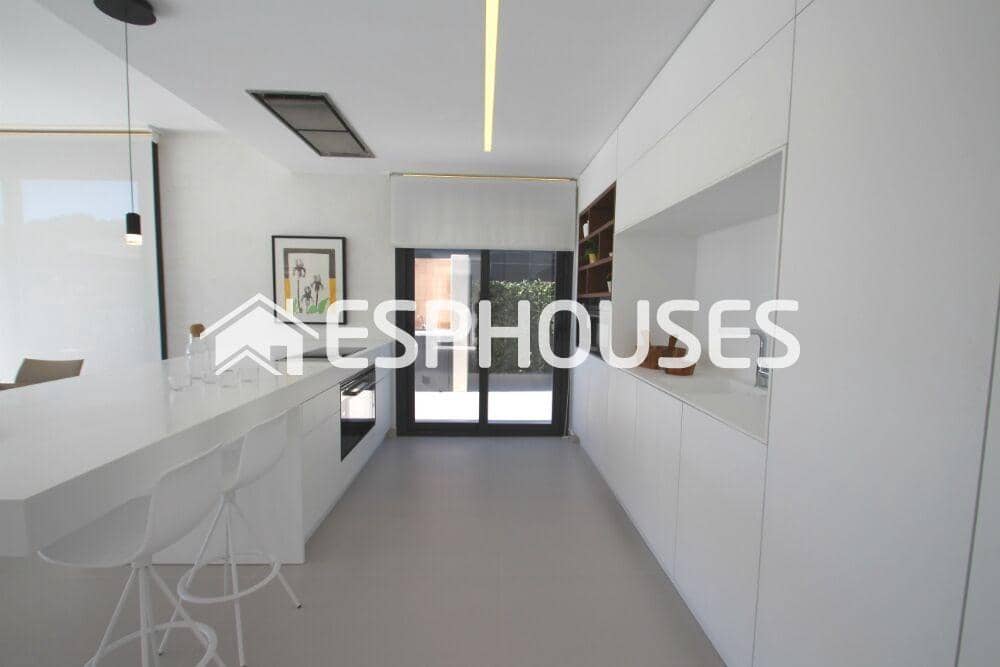 4 bedroom Villa for sale in Orihuela Costa with pool garage - € 1,195,000 (Ref: 9955340)